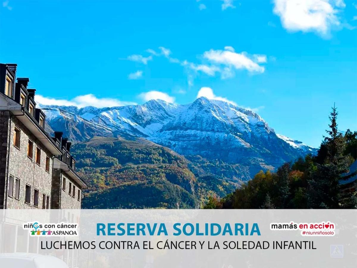 Apartamentos Escarrilla Suites 3000 エクステリア 写真