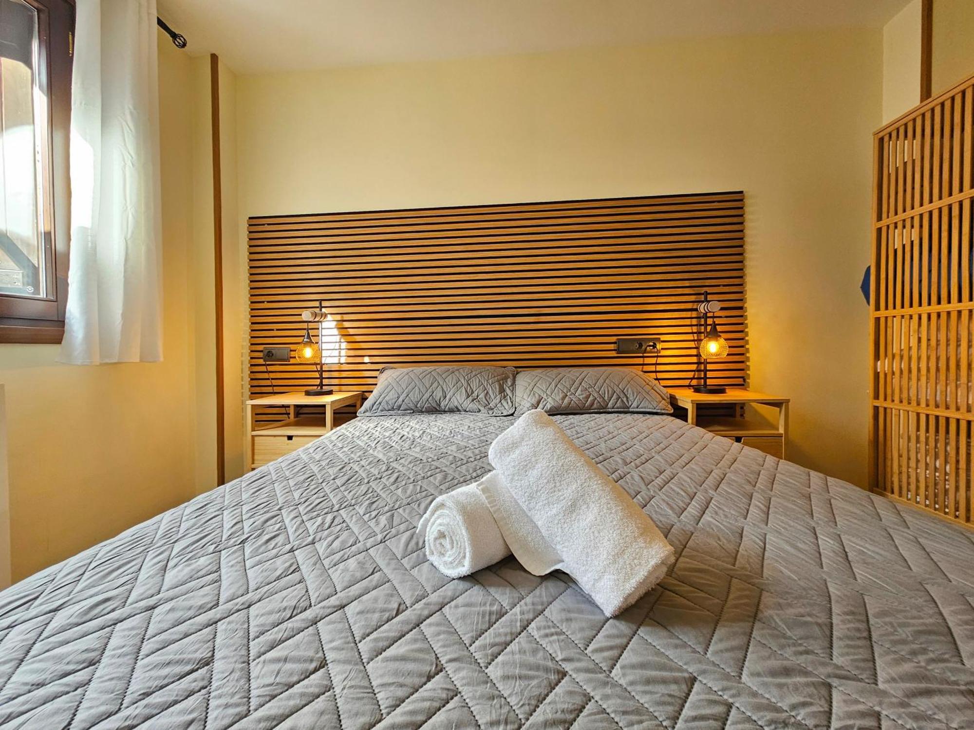 Apartamentos Escarrilla Suites 3000 エクステリア 写真